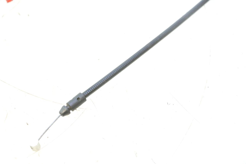 photo de LINKA OTWIERANIA SIEDZENIA PIAGGIO MP3 500 (2011 - 2015) - Zbliżenie techniczne