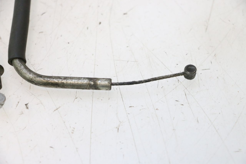 photo de KABEL ROZRUCHOWY SUZUKI GSF N BANDIT 1200 (2001 - 2005) - Zbliżenie techniczne
