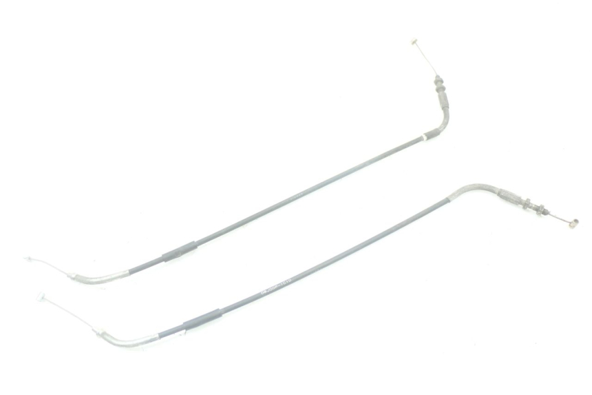 photo de LINKA ZAWORU WYDECHU SUZUKI GSR 750 (2011 - 2017) - Inny kąt widzenia