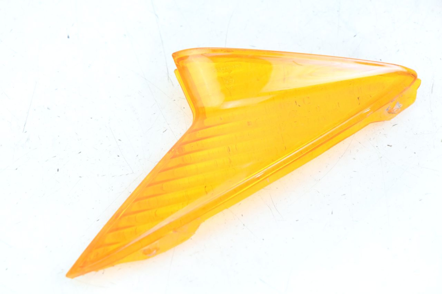 photo de Klosz kierunkowskazu tylnego lewego HONDA SCV LEAD 100 (2003 - 2007) - Inny kąt widzenia