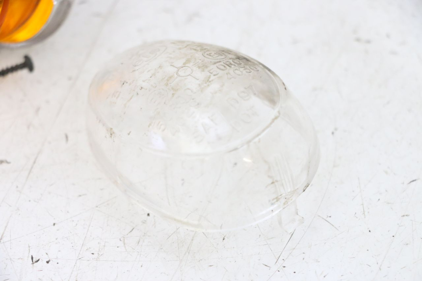 photo de Klosz kierunkowskazu przedniego lewego YAMAHA BW'S EASY 50 (2013 - 2016) - Punkty mocowania