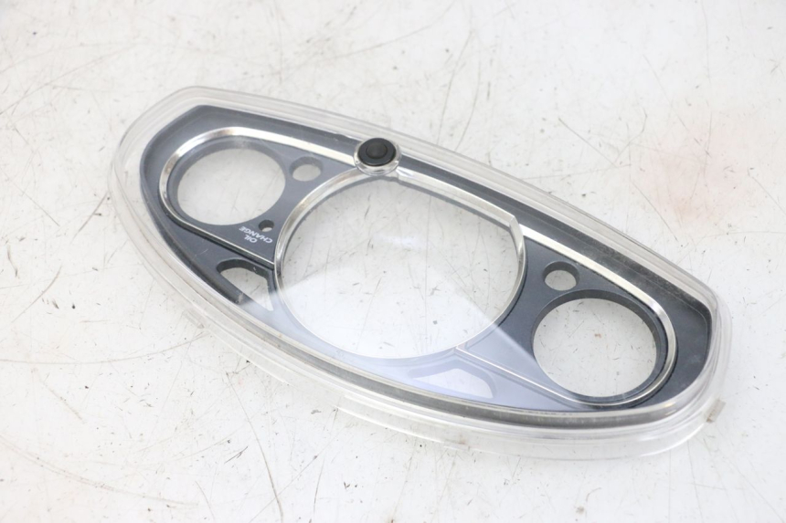 photo de Klosz licznika SUZUKI BURGMAN 125 (2007 - 2014) - Inny kąt widzenia