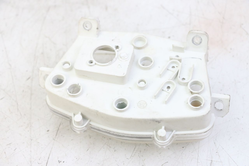 photo de Klosz licznika PEUGEOT KISBEE 4T 50 (2018 - 2022) - Inny kąt widzenia