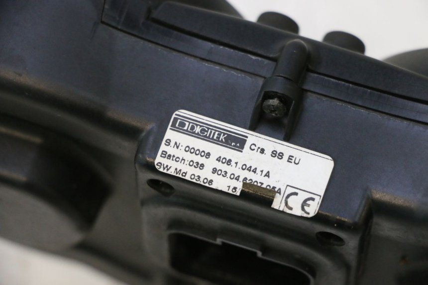 photo de SZKŁO LICZNIKA DUCATI SS IE DS CARENEE 1000 (2002 - 2006) - Inny kąt widzenia