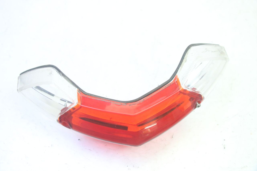 photo de Klosz tylnego światła PEUGEOT KISBEE 4T 50 (2010 - 2017) - Inny kąt widzenia