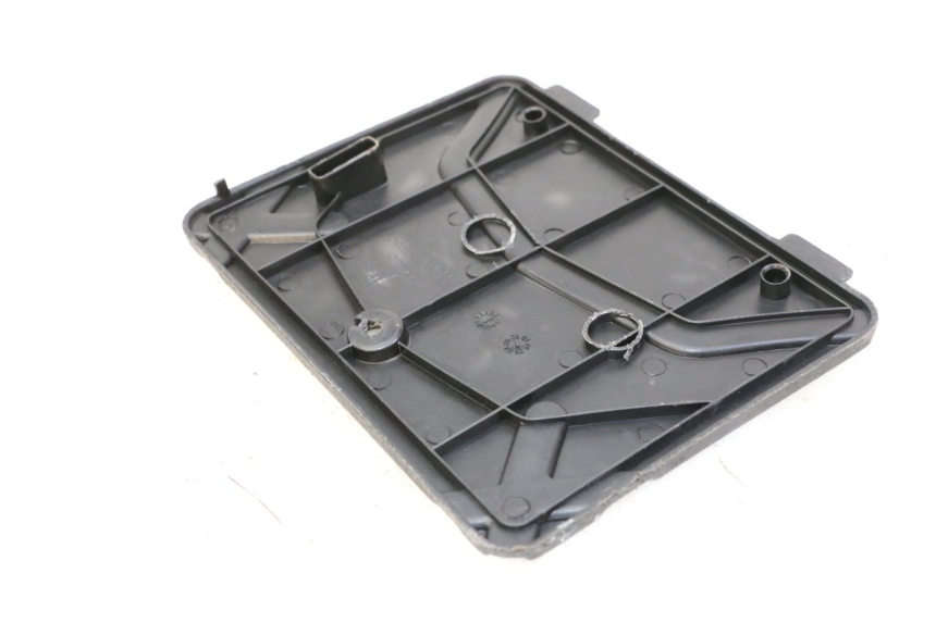 photo de OSŁONA AKUMULATORA KYMCO AGILITY 4T 50 (2005 - 2018) - Szczegół części