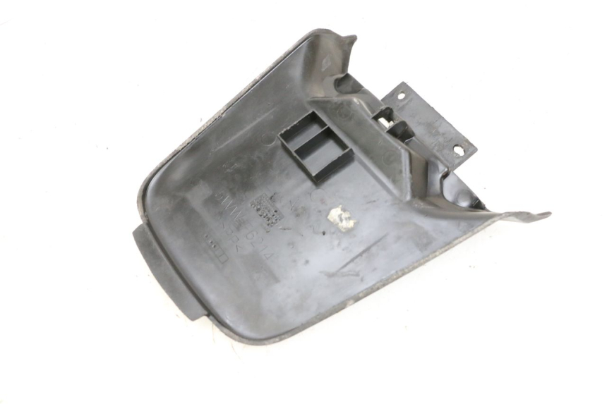 photo de OSŁONA AKUMULATORA MBK BOOSTER SPIRIT 50 (2004 - 2017) - Zbliżenie techniczne