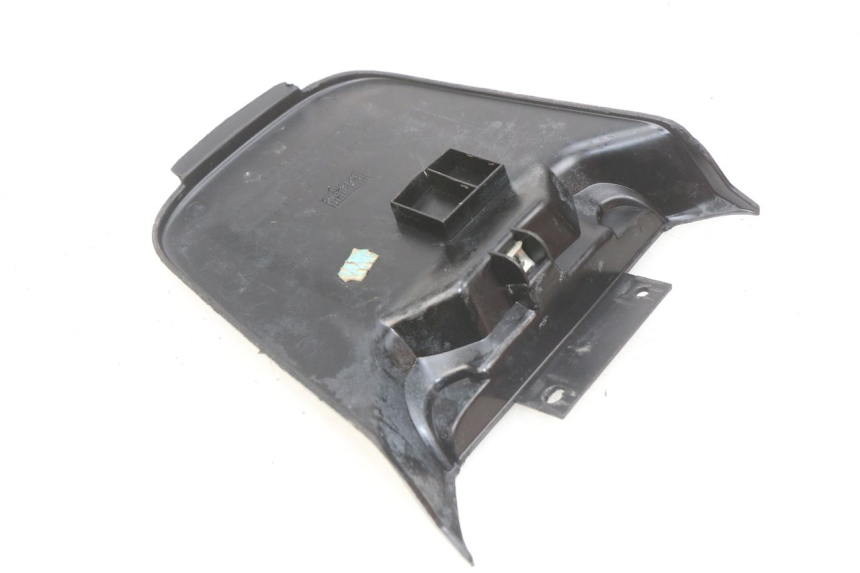 photo de OSŁONA AKUMULATORA MBK BOOSTER SPIRIT NAKED 50 (2004 - 2017) - Szczegół części