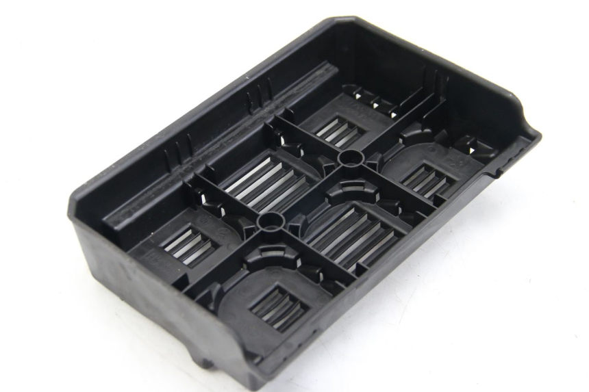 photo de OSŁONA AKUMULATORA PEUGEOT E-VIVACITY 1 (2012 - 2018) - Inny kąt widzenia