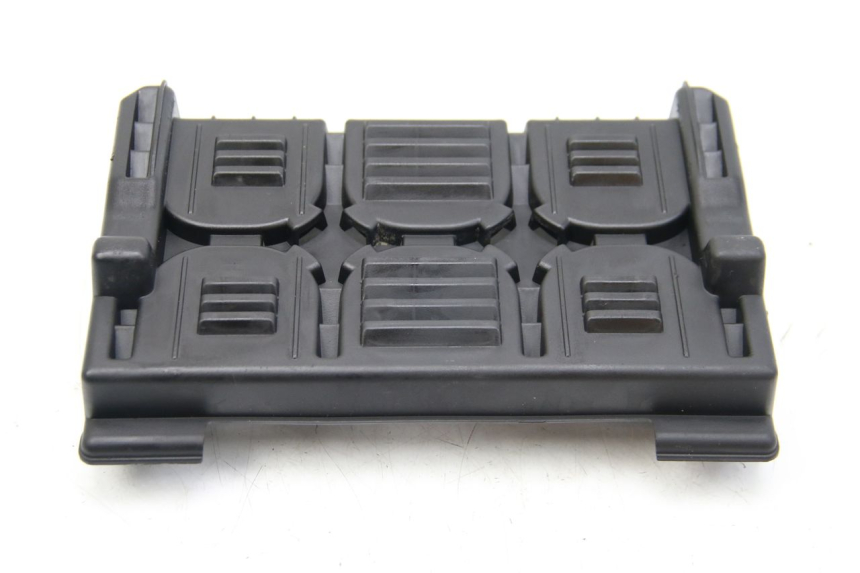 photo de OSŁONA AKUMULATORA PEUGEOT E-VIVACITY 1 (2012 - 2018) - Stan powierzchni