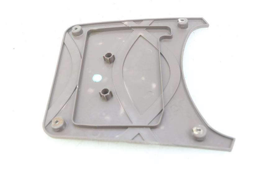 photo de OSŁONA AKUMULATORA SYM FIDDLE 2 125 (2010 - 2013) - Szczegół części