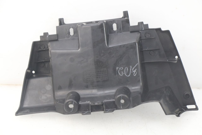 photo de OSŁONA AKUMULATORA MBK FLIPPER 115 (2013 - 2017) - Szczegół części