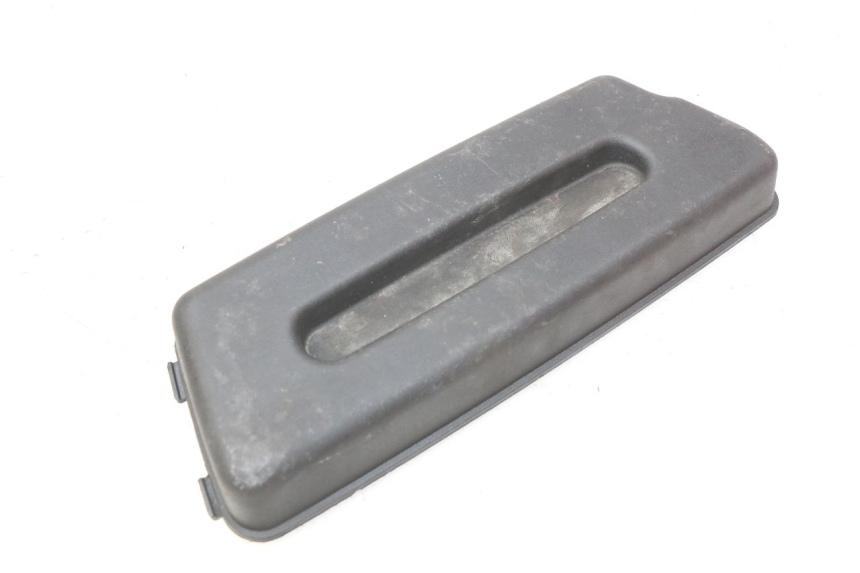 photo de OSŁONA AKUMULATORA PIAGGIO FLY 2T 50 (2004 - 2017) - Widok główny