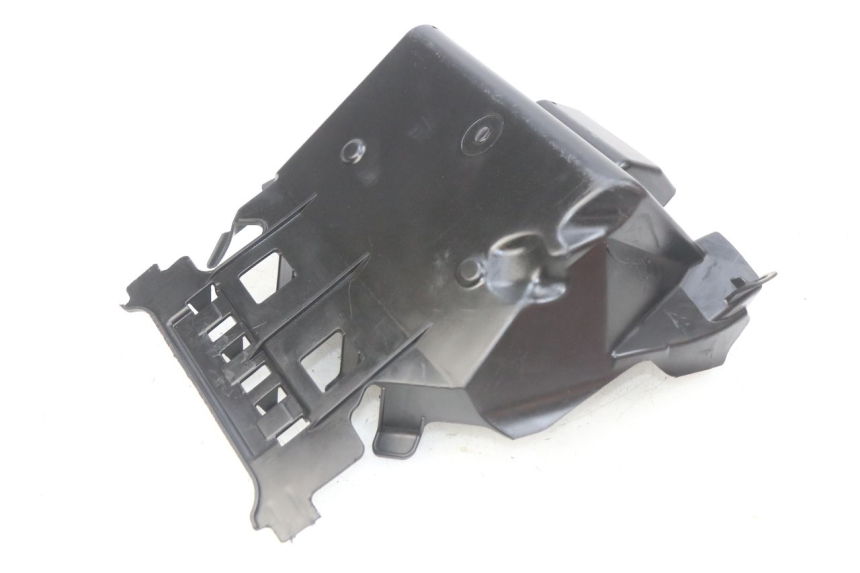 photo de OSŁONA AKUMULATORA HONDA INTEGRA NC D 750 (2016 - 2018) - Inny kąt widzenia