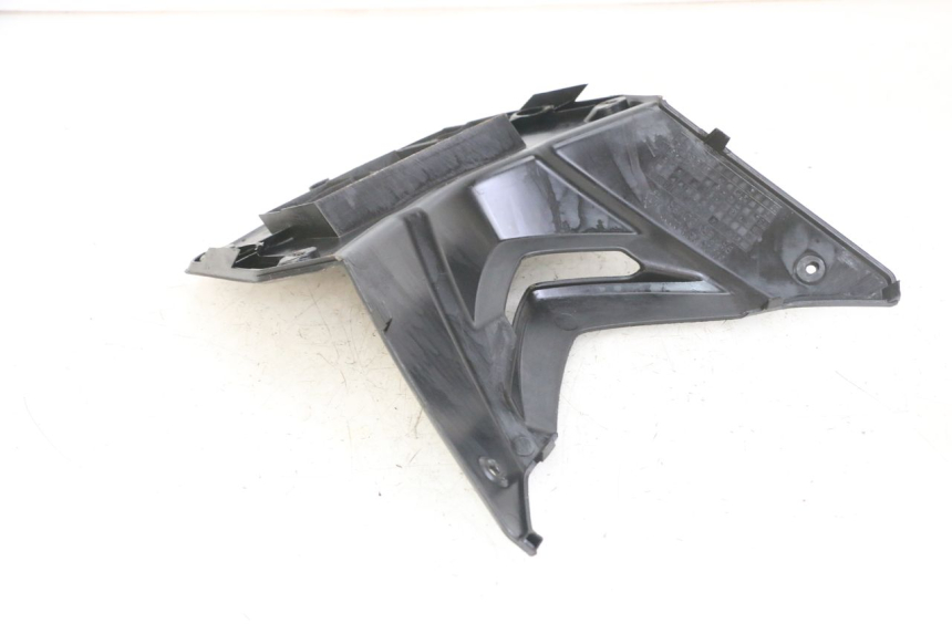 photo de OSŁONA AKUMULATORA SYM JET 14 4T 50 (2018 - 2022) - Szczegół części