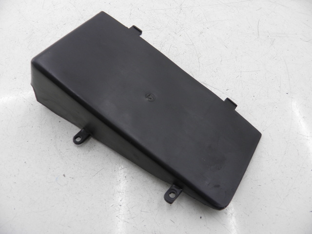 photo de OSŁONA AKUMULATORA JM MOTOR S-MAX 125 (2010 - 2014) - Zoom stanu zużycia