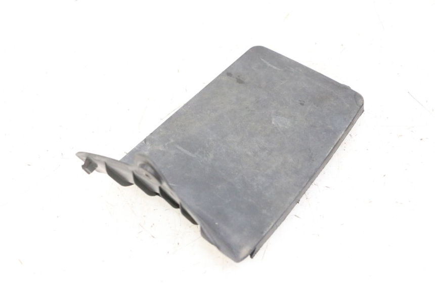 photo de OSŁONA AKUMULATORA PEUGEOT KISBEE 2T 50 (2010 - 2017) - Zbliżenie techniczne