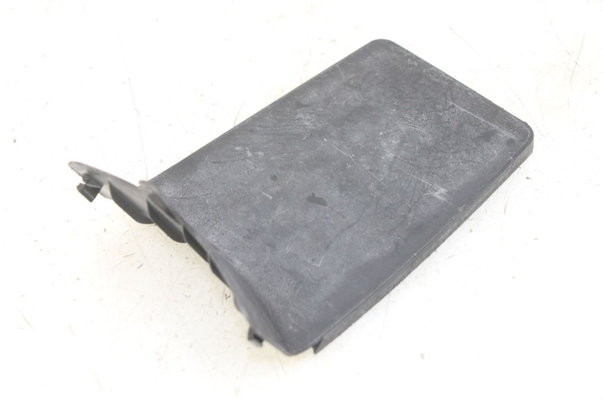 photo de OSŁONA AKUMULATORA PEUGEOT KISBEE 4T 50 (2010 - 2017) - Zoom stanu zużycia