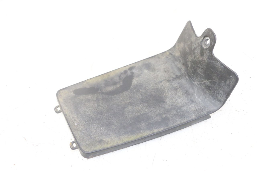 photo de OSŁONA AKUMULATORA PEUGEOT KISBEE 4T 50 (2018 - 2022) - Zoom stanu zużycia