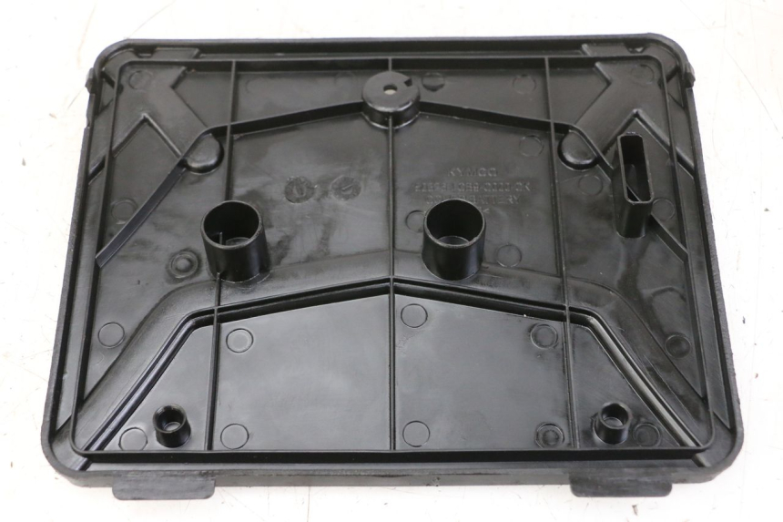 photo de OSŁONA AKUMULATORA KYMCO AGILITY 4T 50 (2018 - 2022) - Szczegół części