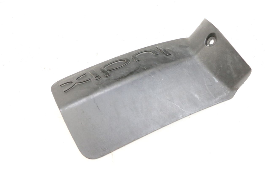 photo de OSŁONA AKUMULATORA PEUGEOT LUDIX 50 (2005 - 2007) - Inny kąt widzenia