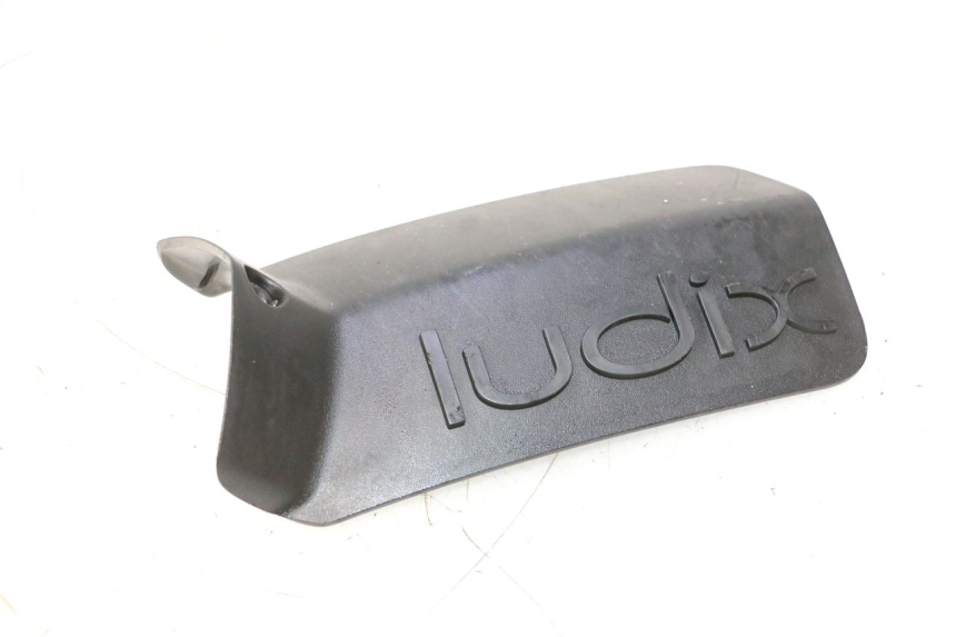 photo de OSŁONA AKUMULATORA PEUGEOT LUDIX 50 (2008 - 2017) - Widok główny