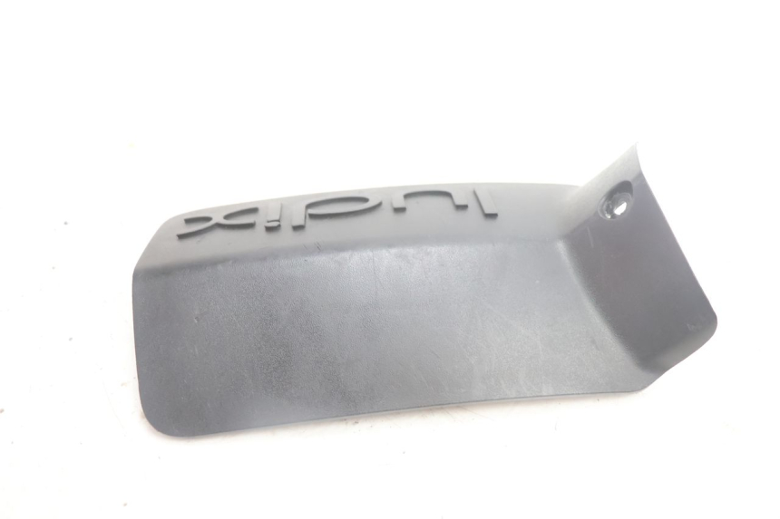 photo de OSŁONA AKUMULATORA PEUGEOT LUDIX 50 (2005 - 2007) - Zoom stanu zużycia