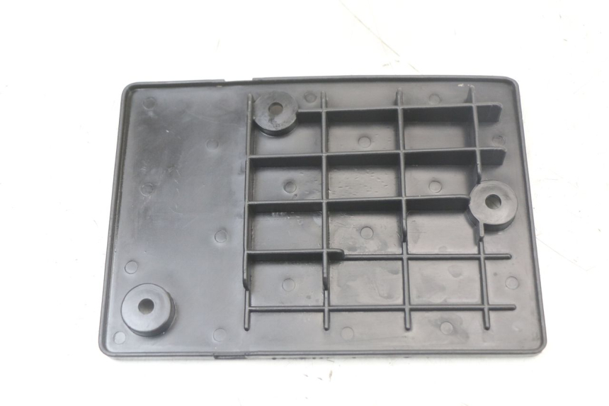 photo de OSŁONA AKUMULATORA MASH LEGEND'R 4T 50 (2021 - 2025) - Zoom stanu zużycia