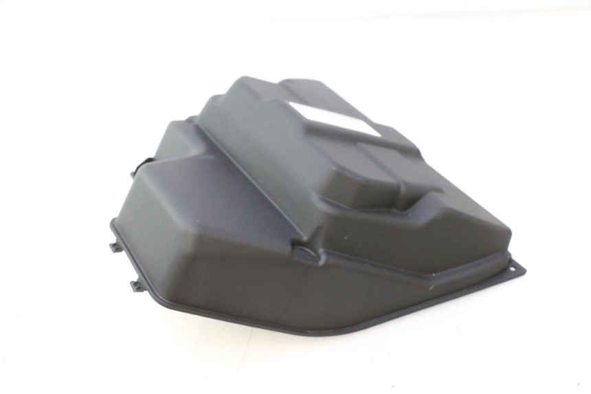 photo de OSŁONA AKUMULATORA PIAGGIO MP3 HPE 530 (2022 - 2026) - Widok ogólny