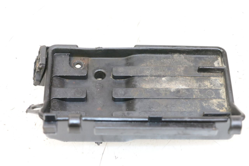 photo de OSŁONA AKUMULATORA GILERA RUNNER LC 50 (1997 - 1998) - Inny kąt widzenia