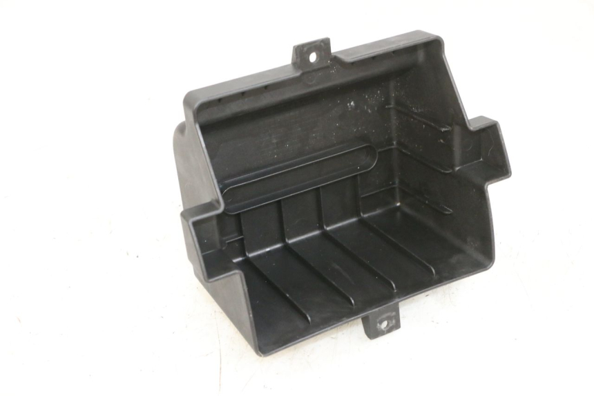 photo de OSŁONA AKUMULATORA DAELIM S1 125 (2007 - 2016) - Zoom stanu zużycia