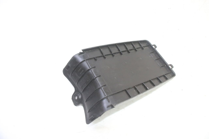 photo de OSŁONA AKUMULATORA PEUGEOT STREETZONE I 2T 50 (2018 - 2020) - Zoom stanu zużycia