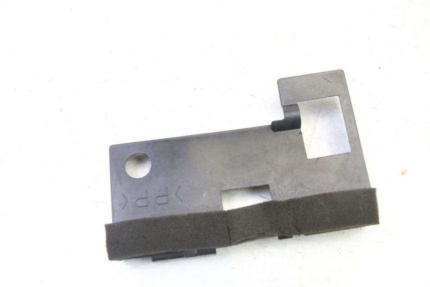 photo de OSŁONA AKUMULATORA YAMAHA XJ6 ABS 600 (2008 - 2016) - Inny kąt widzenia