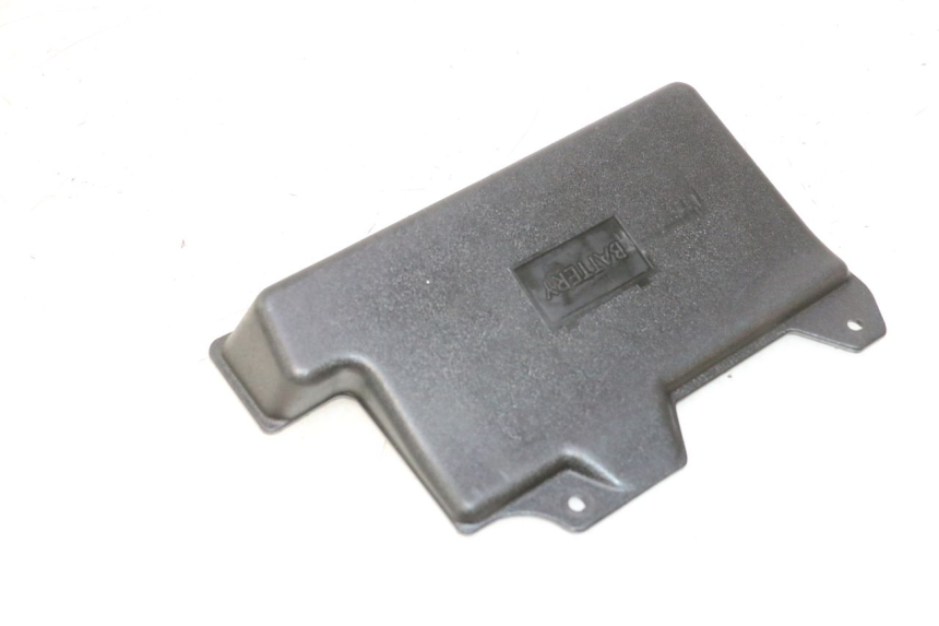 photo de OSŁONA AKUMULATORA PIAGGIO ZIP 2T 50 (2009 - 2019) - Widok główny