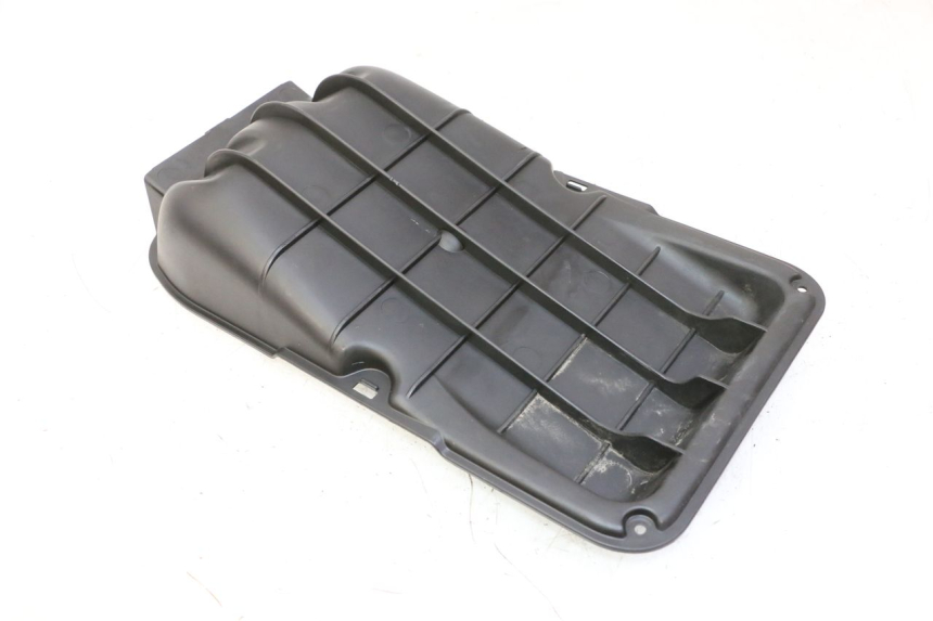 photo de OSŁONA SKRZYNI FILTRA POWIETRZA QUADRO 4 4D 350 (2015 - 2018) - Widok główny