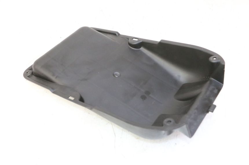 photo de OSŁONA SKRZYNI FILTRA POWIETRZA QUADRO 4 4D 350 (2015 - 2018) - Szczegół części