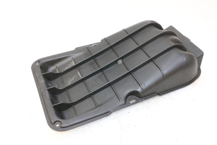 photo de OSŁONA SKRZYNI FILTRA POWIETRZA QUADRO 4 4D 350 (2015 - 2018) - Zbliżenie techniczne