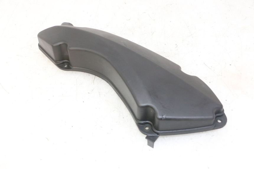 photo de OSŁONA SKRZYNI FILTRA POWIETRZA SUZUKI BURGMAN 125 (2007 - 2014) - Zoom stanu zużycia