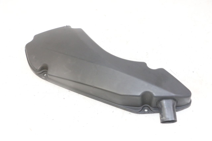 photo de OSŁONA SKRZYNI FILTRA POWIETRZA SUZUKI BURGMAN 125 (2007 - 2014) - Inny kąt widzenia