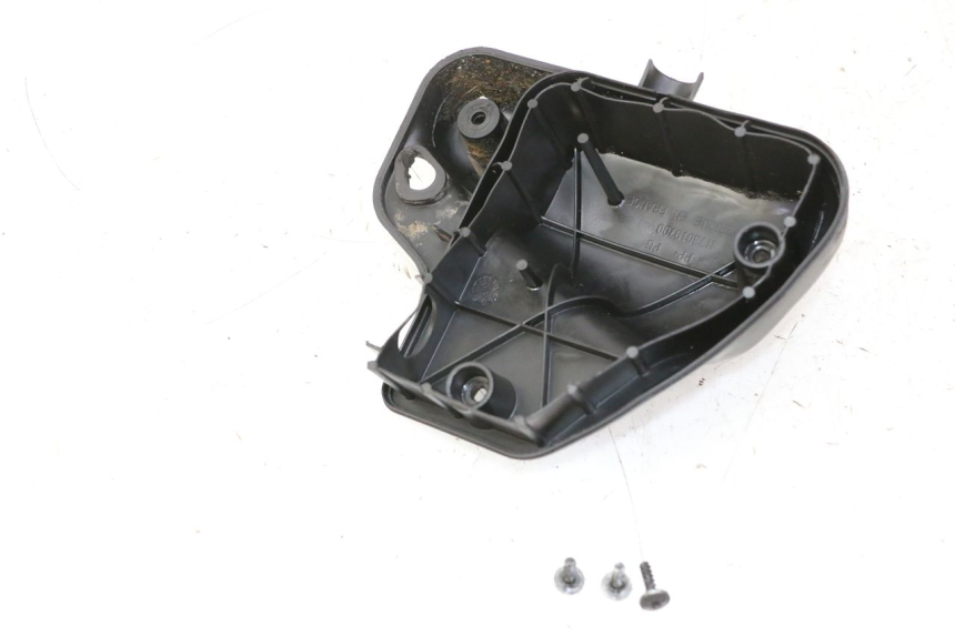 photo de OSŁONA SKRZYNI FILTRA POWIETRZA PEUGEOT ELYSTAR 50 (2002 - 2014) - Zoom stanu zużycia