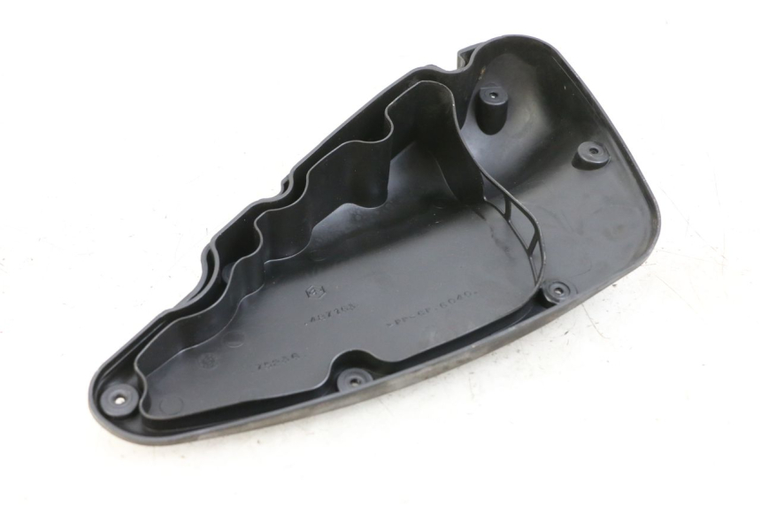 photo de OSŁONA SKRZYNI FILTRA POWIETRZA RENAULT KOURANOS 125 (2001 - 2004) - Zoom stanu zużycia