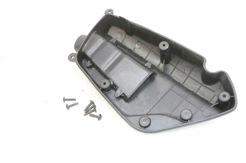 photo de OSŁONA SKRZYNI FILTRA POWIETRZA KYMCO LIKE 125 (2009 - 2016) - Zoom stanu zużycia