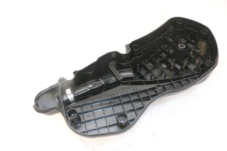 photo de OSŁONA SKRZYNI FILTRA POWIETRZA PIAGGIO MP3 LT 400 (2007 - 2012) - Zoom stanu zużycia