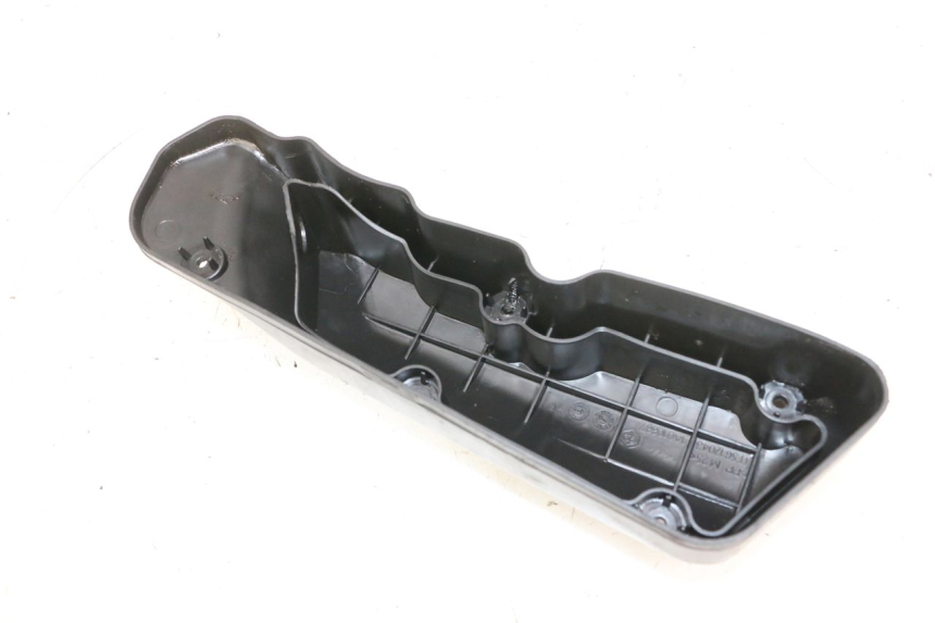 photo de OSŁONA SKRZYNI FILTRA POWIETRZA PIAGGIO NEW TYPHOON 50 (2018 - 2021) - Szczegół części