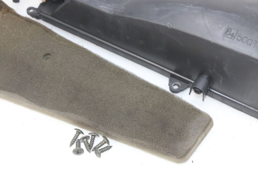 photo de OSŁONA SKRZYNI FILTRA POWIETRZA JM MOTORS OLDIES 4T 50 (2010 - 2020) - Zbliżenie techniczne