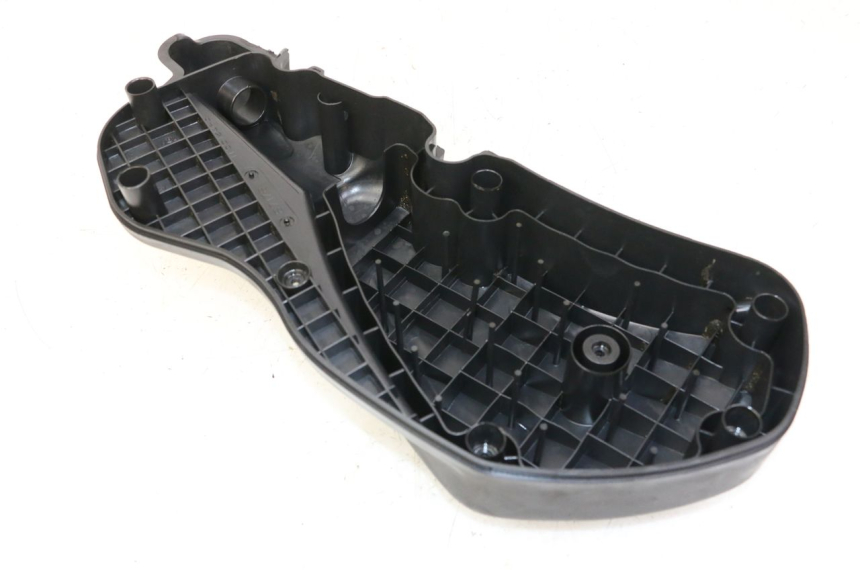 photo de OSŁONA SKRZYNI FILTRA POWIETRZA PIAGGIO MP3 LT 400 (2007 - 2012) - Zoom stanu zużycia