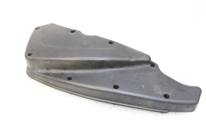 photo de OSŁONA SKRZYNI FILTRA POWIETRZA PEUGEOT SATELIS 125 (2013 - 2018) - Inny kąt widzenia