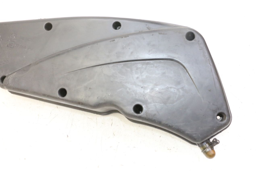 photo de OSŁONA SKRZYNI FILTRA POWIETRZA PEUGEOT SATELIS 125 (2013 - 2018) - Widok ogólny