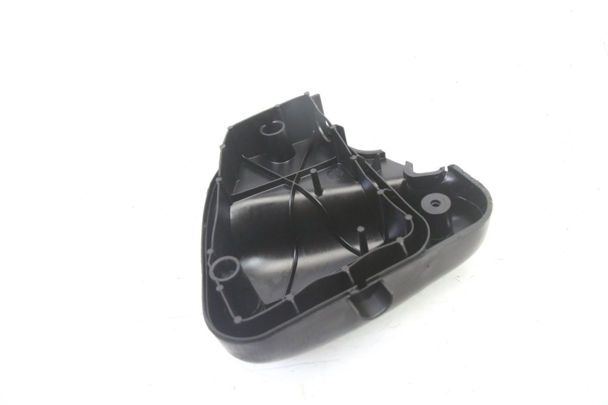 photo de OSŁONA SKRZYNI FILTRA POWIETRZA PEUGEOT VIVACITY 50 (2004 - 2009) - Zoom stanu zużycia