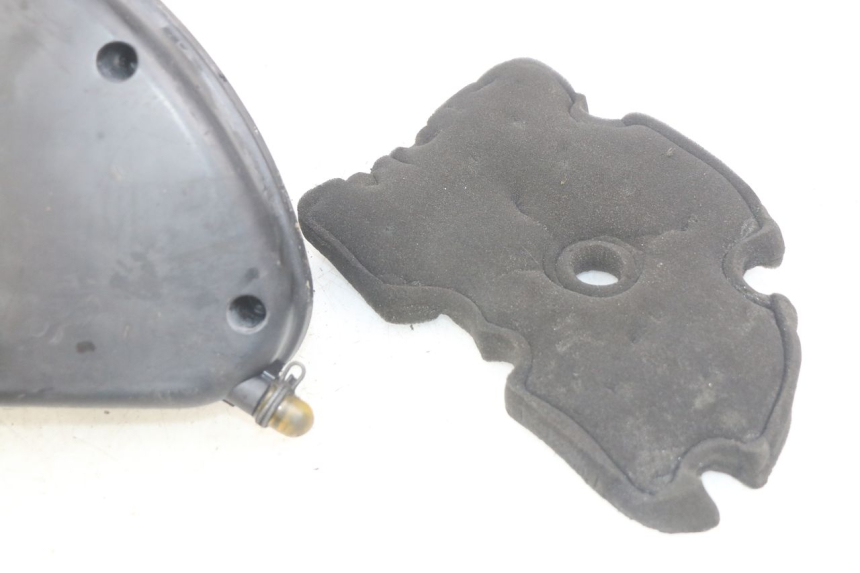 photo de OSŁONA SKRZYNI FILTRA POWIETRZA PIAGGIO XEVO - X EVO 125 (2007 - 2017) - Zbliżenie techniczne